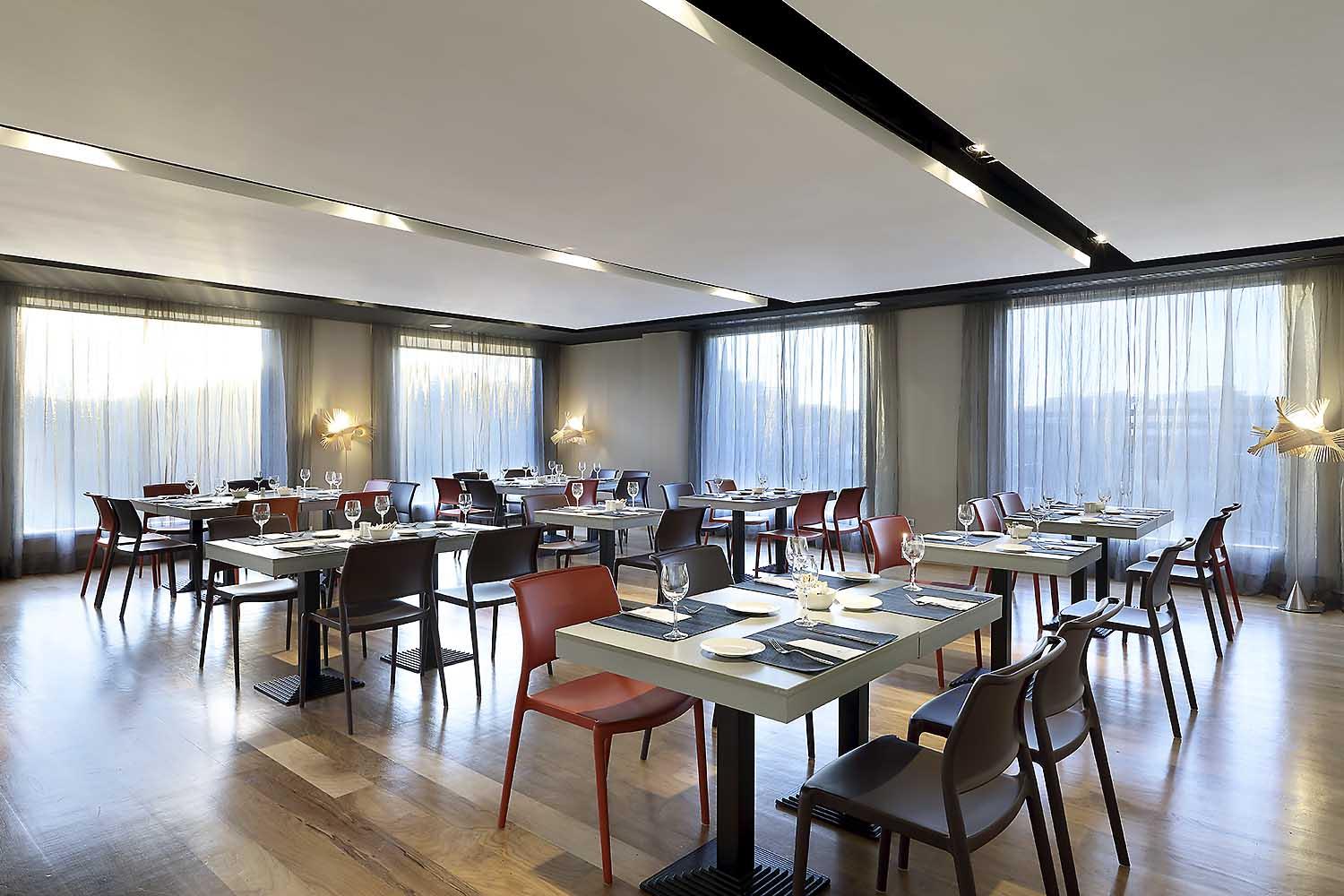 Eurostars Madrid Congress Hotel Alcobendas Ngoại thất bức ảnh