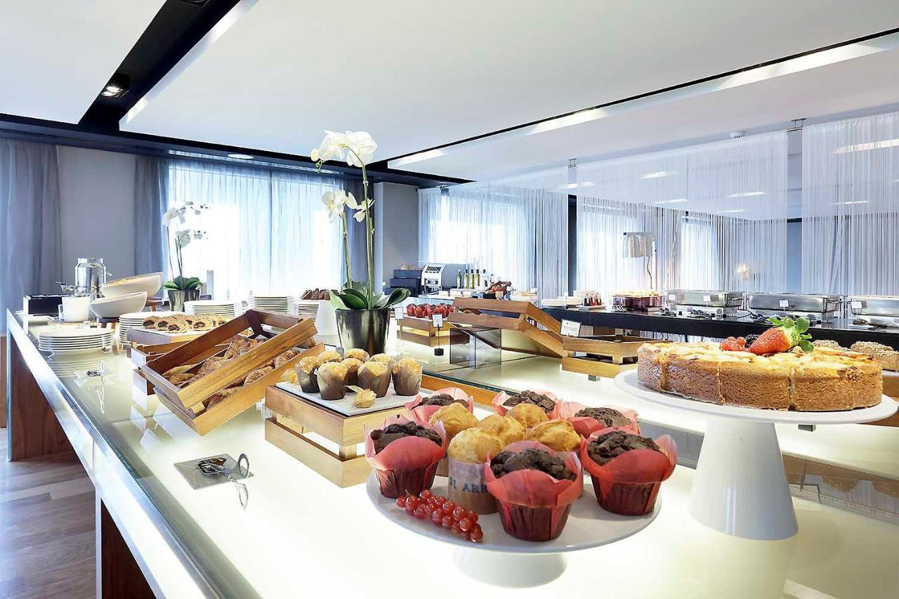 Eurostars Madrid Congress Hotel Alcobendas Ngoại thất bức ảnh