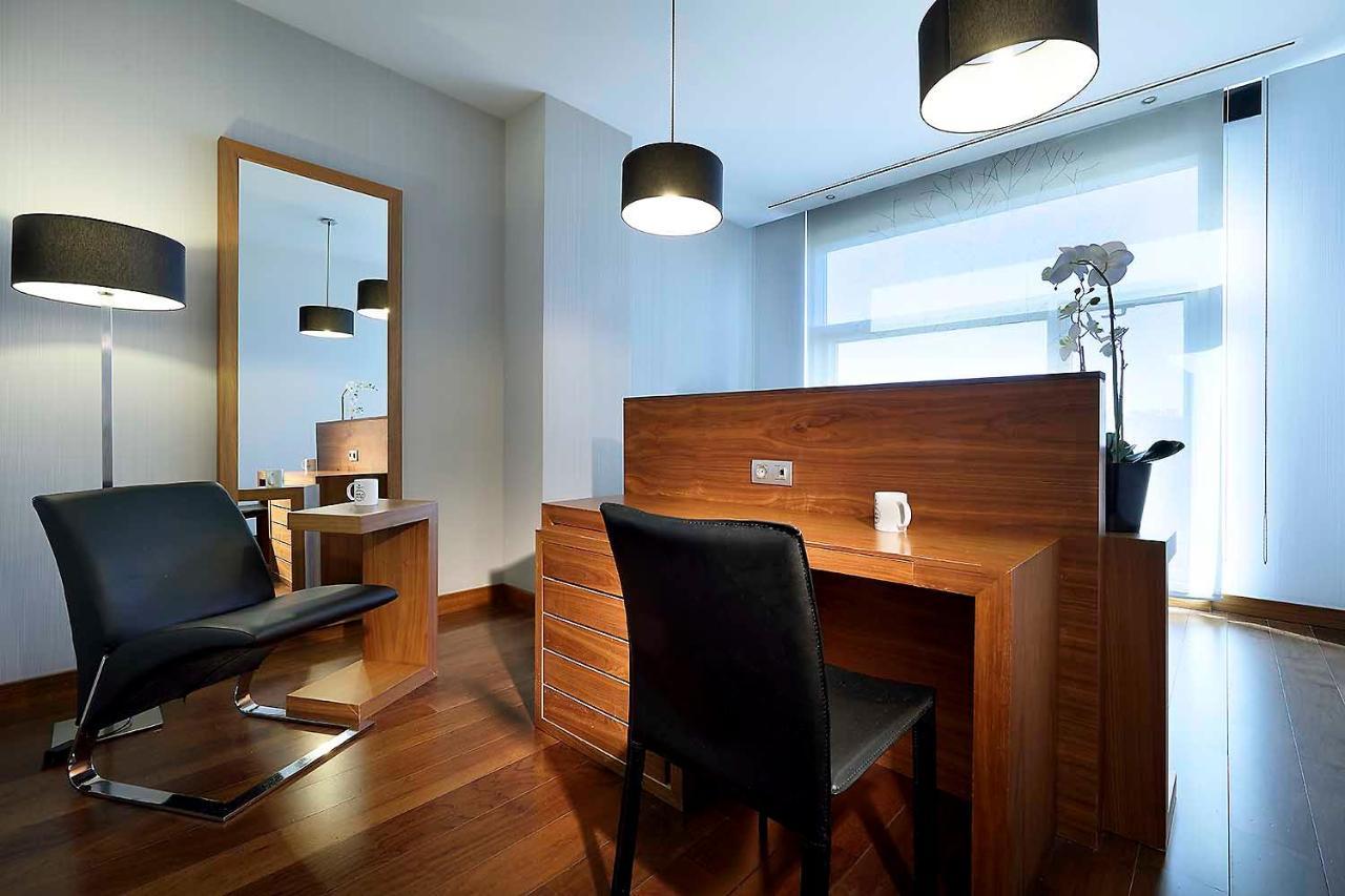 Eurostars Madrid Congress Hotel Alcobendas Ngoại thất bức ảnh